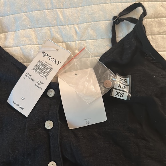 Roxy button down tank - Picture 3 of 3